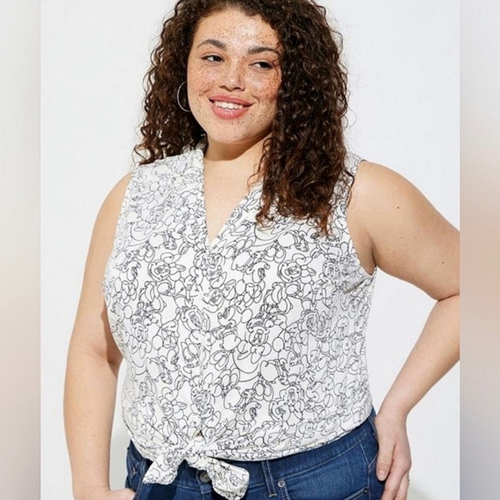 TORRID Disney Minnie Mouse Stretch Challis Collar Sleeveless Blouse